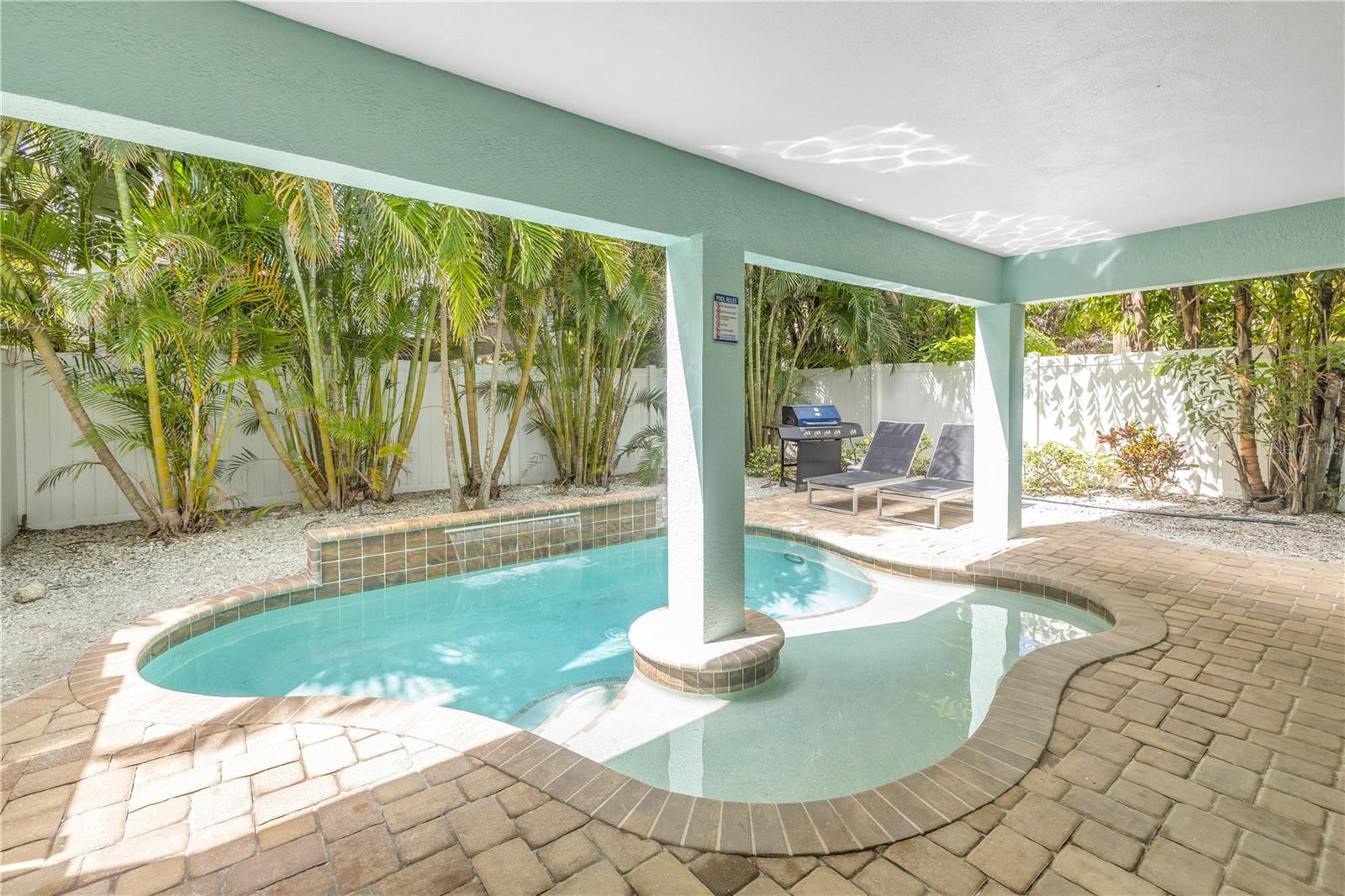 105 4TH ST S, BRADENTON BEACH, FL, 34217