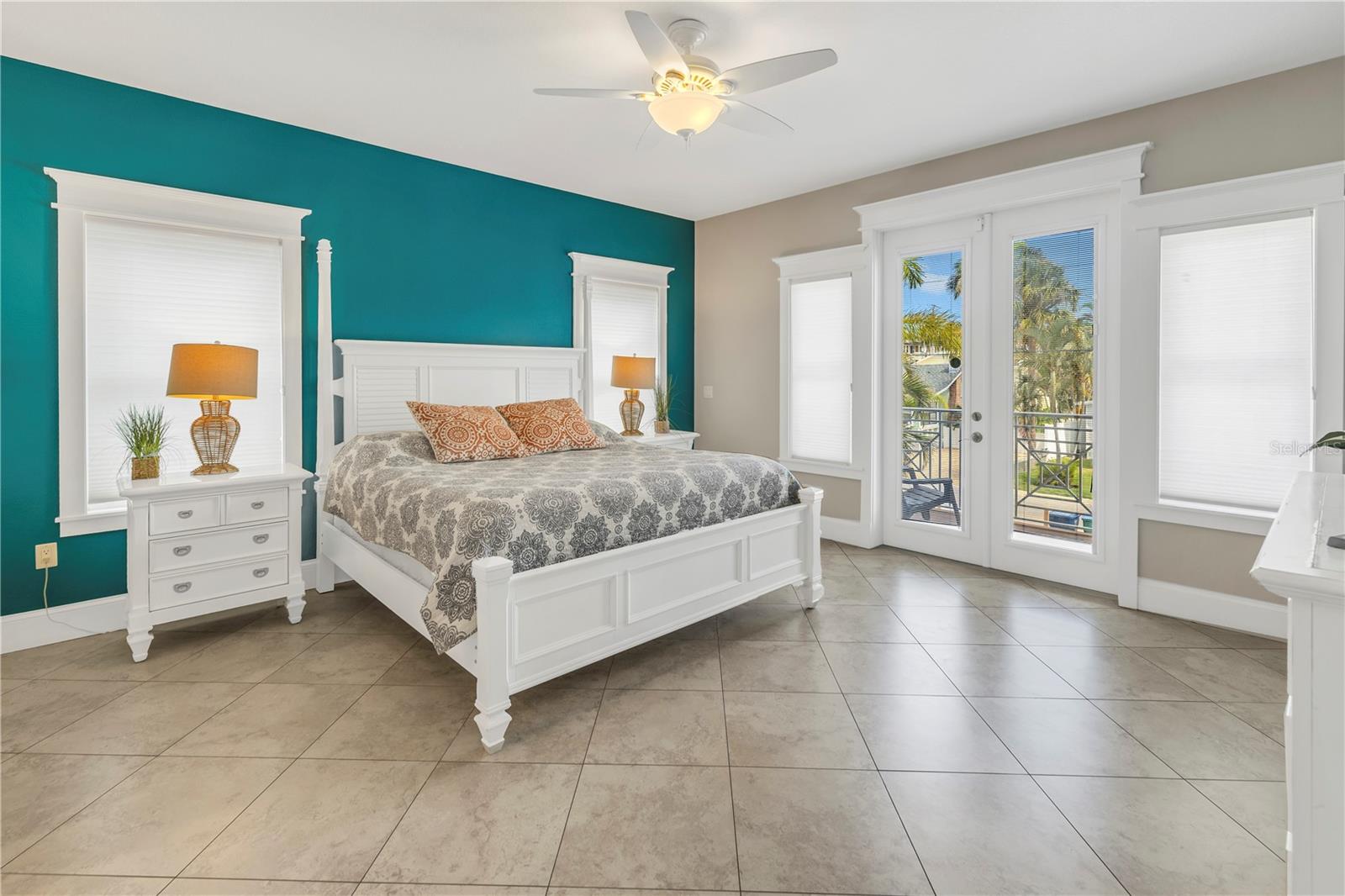 105 4TH ST S, BRADENTON BEACH, FL, 34217