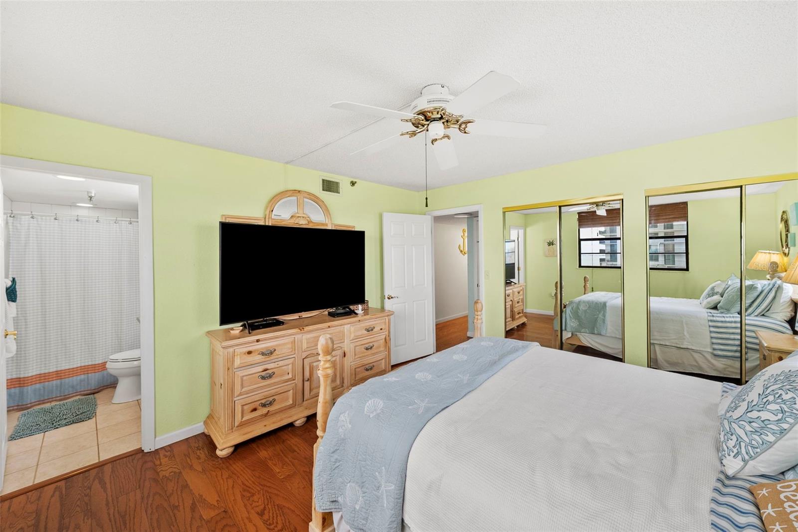 15400 GULF BLVD #401, MADEIRA BEACH, FL, 33708