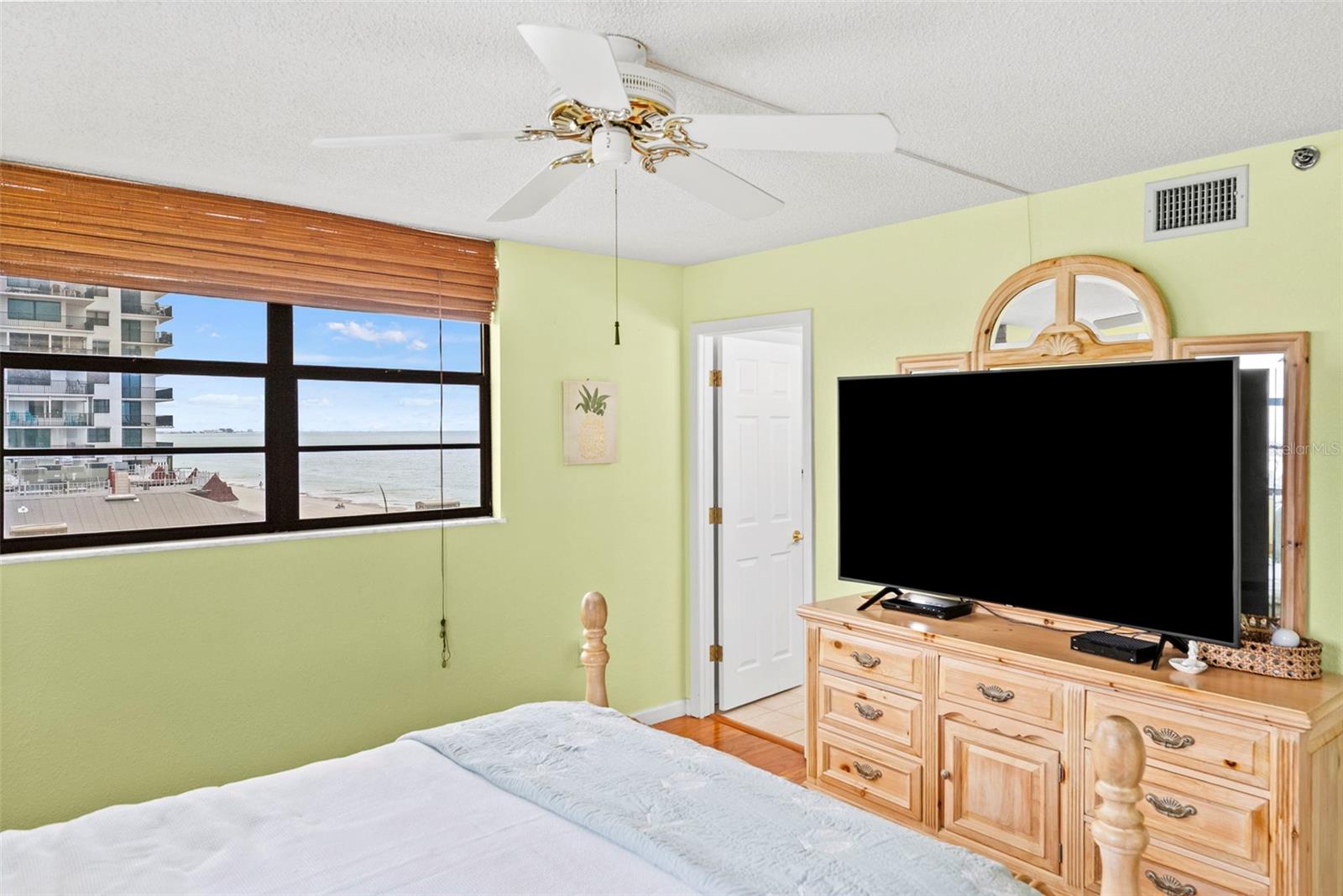 15400 GULF BLVD #401, MADEIRA BEACH, FL, 33708