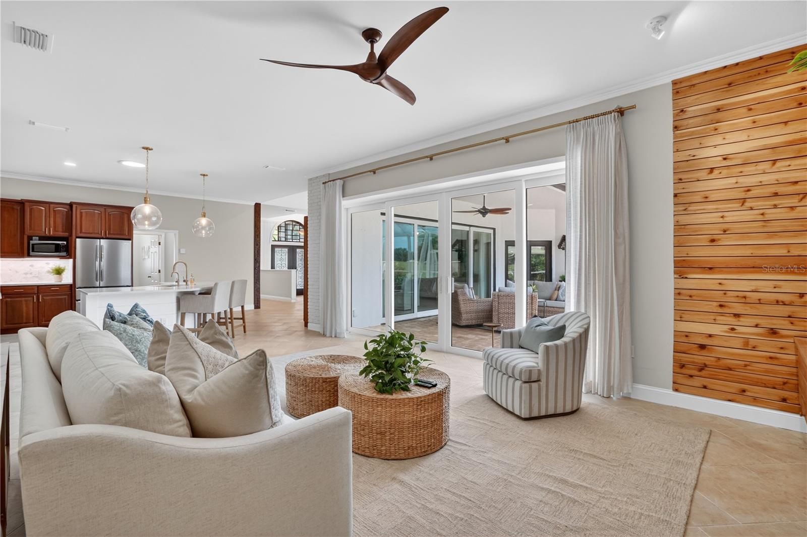 3301 LAKESIDE CIR, PARRISH, FL, 34219