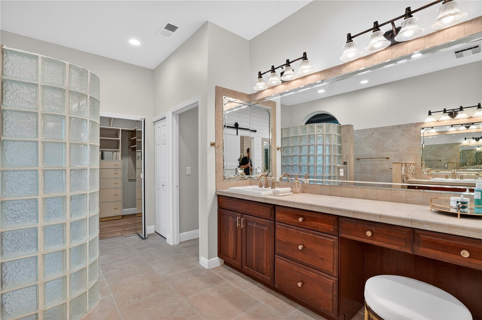 3301 LAKESIDE CIR, PARRISH, FL, 34219