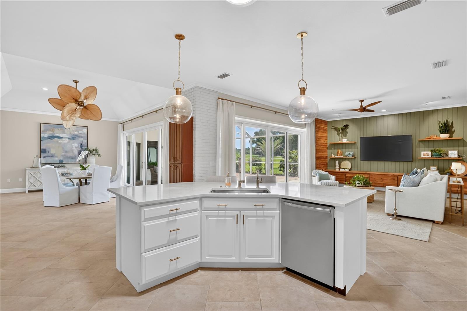 3301 LAKESIDE CIR, PARRISH, FL, 34219