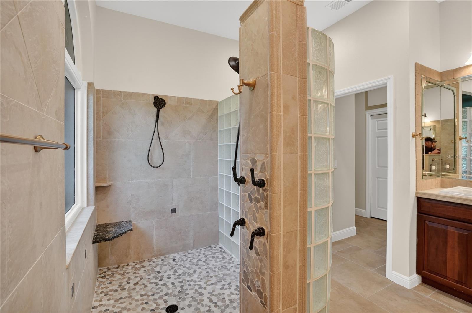 3301 LAKESIDE CIR, PARRISH, FL, 34219