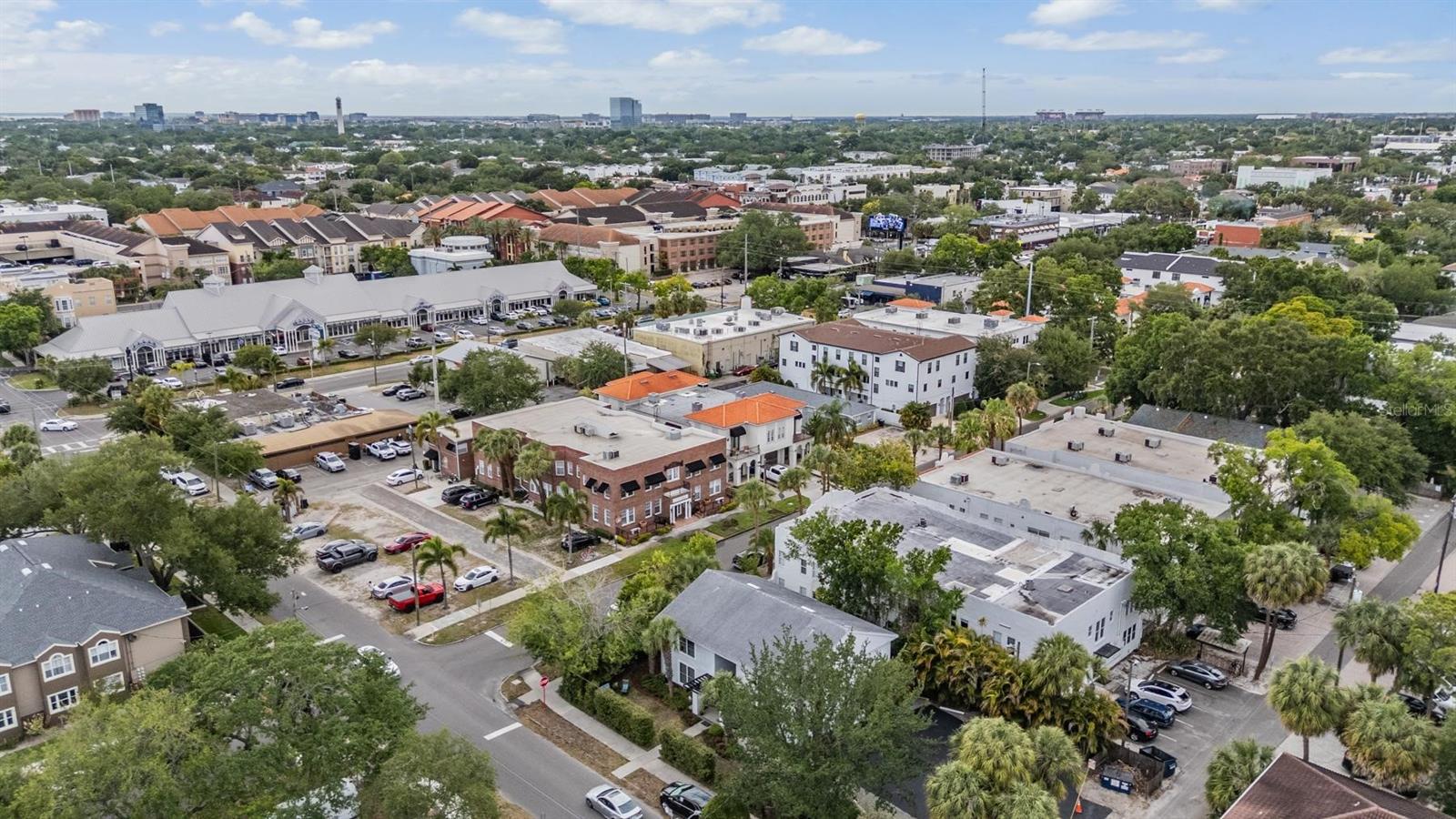 2109 W DE LEON ST, TAMPA, FL, 33606