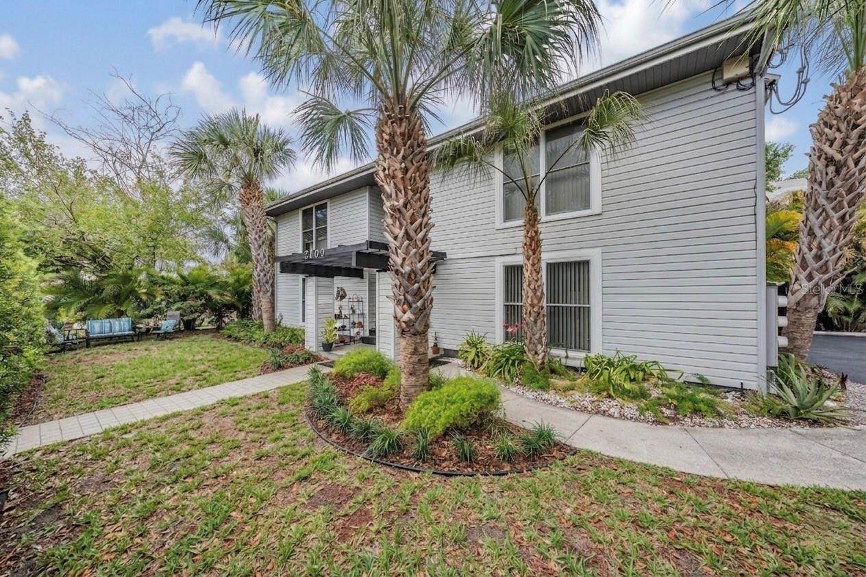 2109 W DE LEON ST, TAMPA, FL, 33606