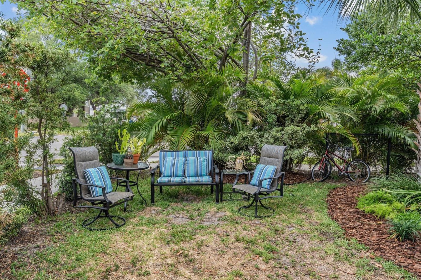 2109 W DE LEON ST, TAMPA, FL, 33606