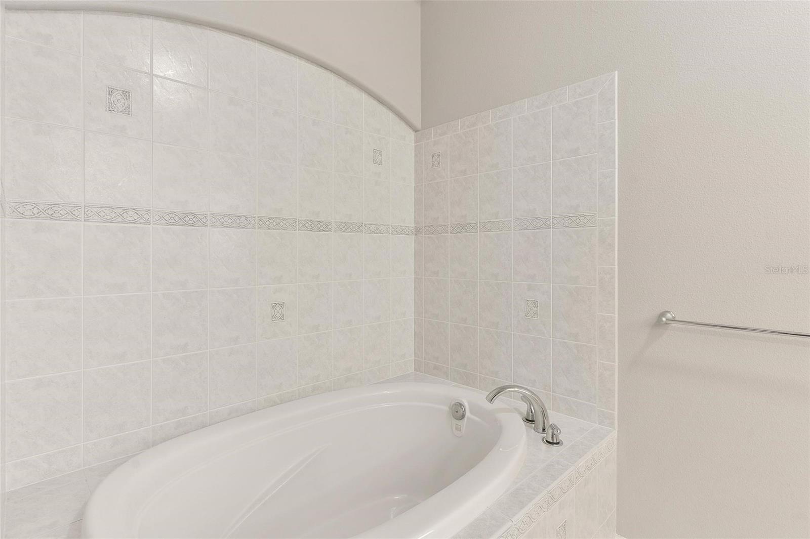 1027 URICO GOLF RD, LADY LAKE, FL, 32159
