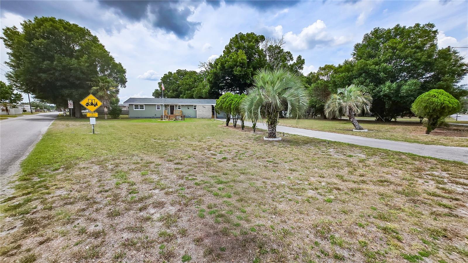 5233 HILL DR, ZEPHYRHILLS, FL, 33542