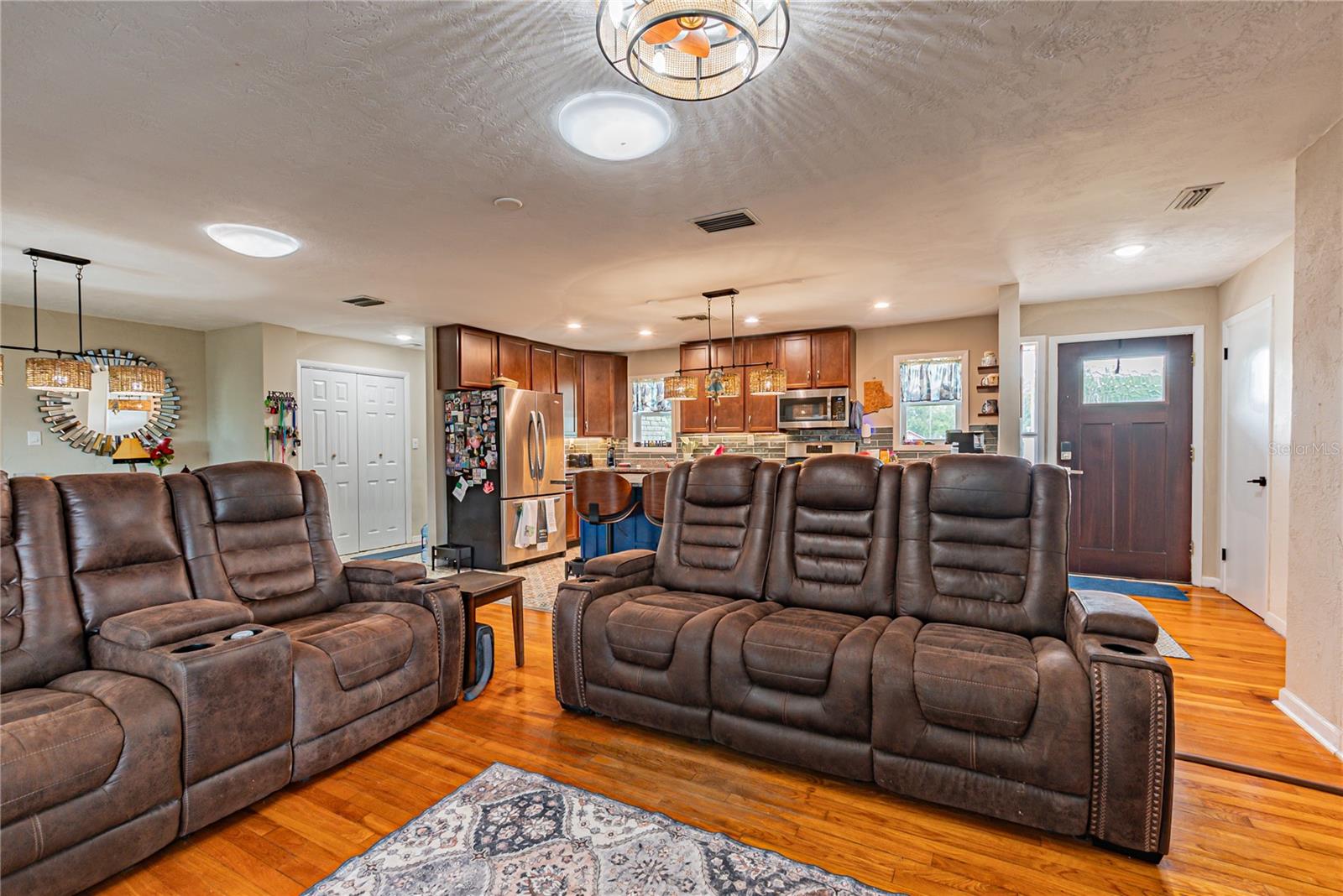 5233 HILL DR, ZEPHYRHILLS, FL, 33542