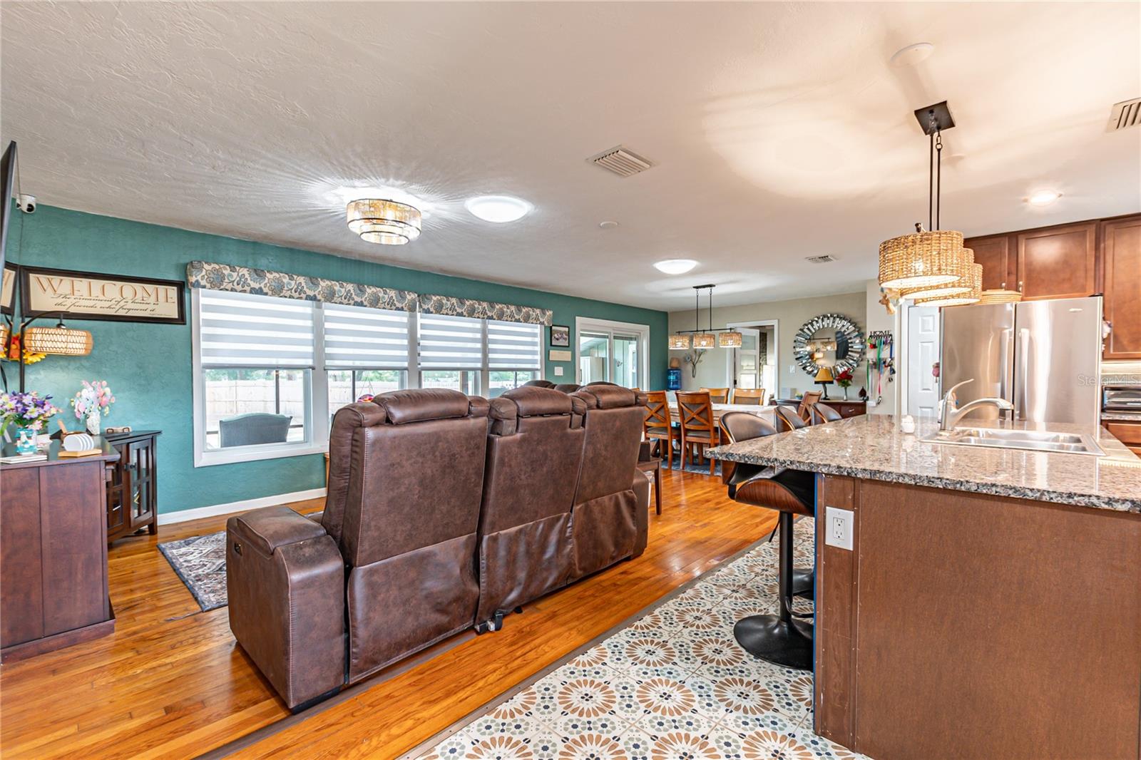 5233 HILL DR, ZEPHYRHILLS, FL, 33542