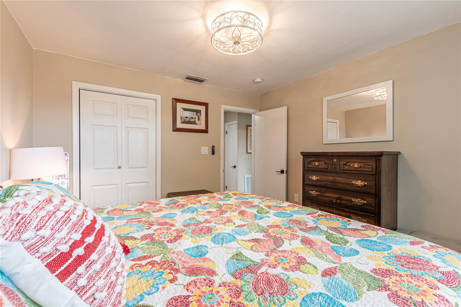 5233 HILL DR, ZEPHYRHILLS, FL, 33542