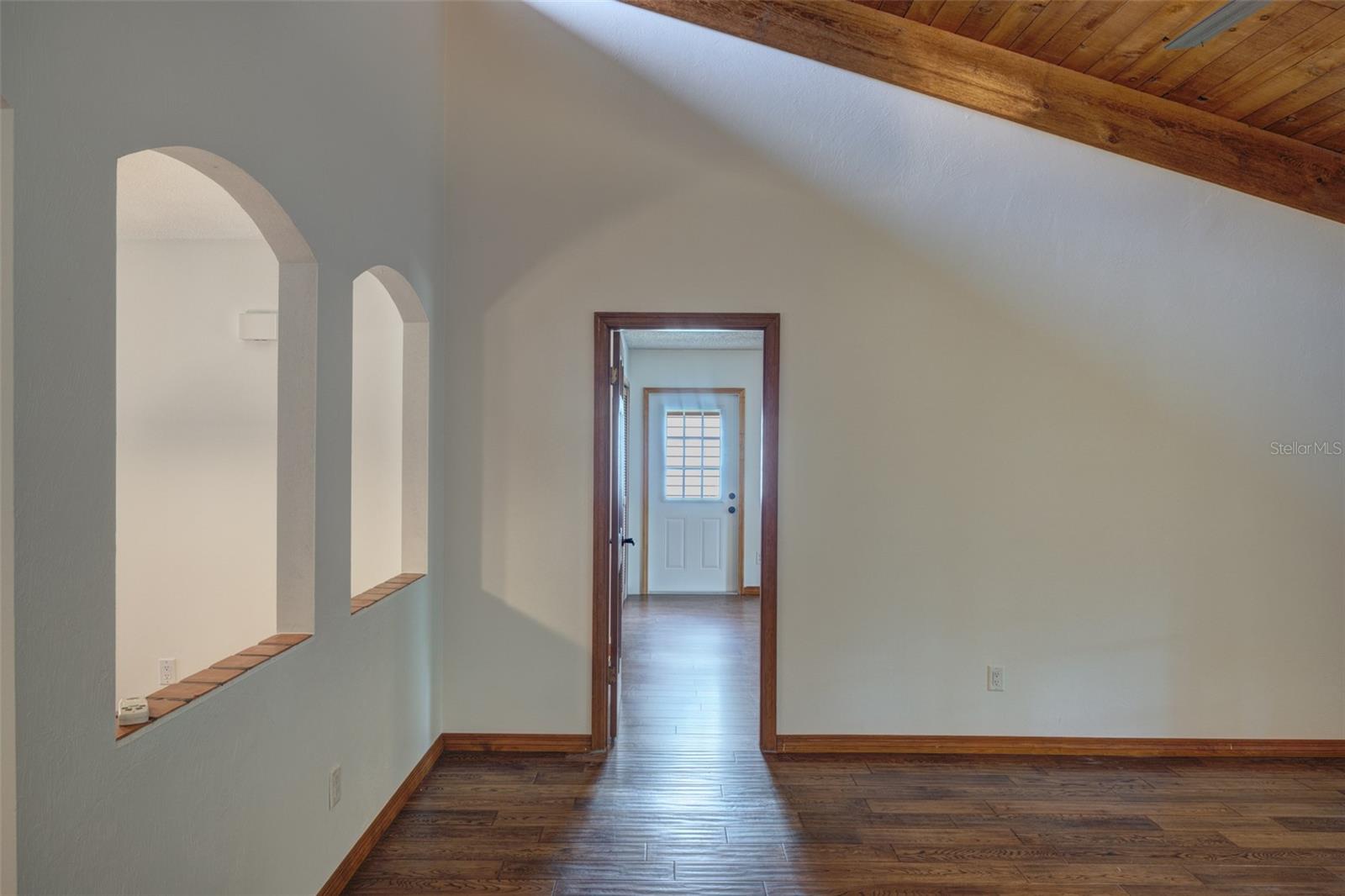 202 SANDSPUR LN, DELAND, FL, 32724