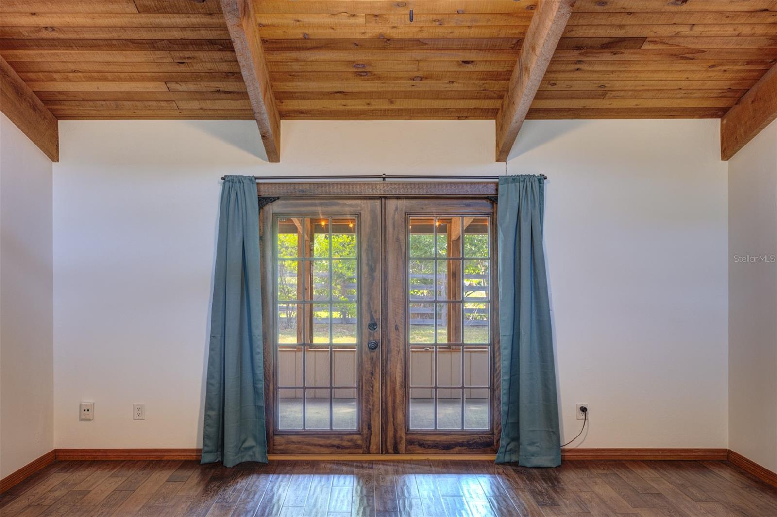 202 SANDSPUR LN, DELAND, FL, 32724