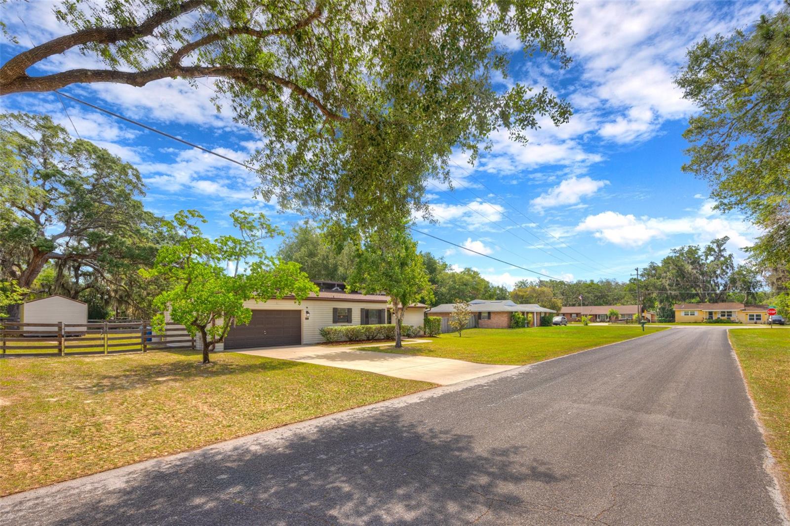 202 SANDSPUR LN, DELAND, FL, 32724