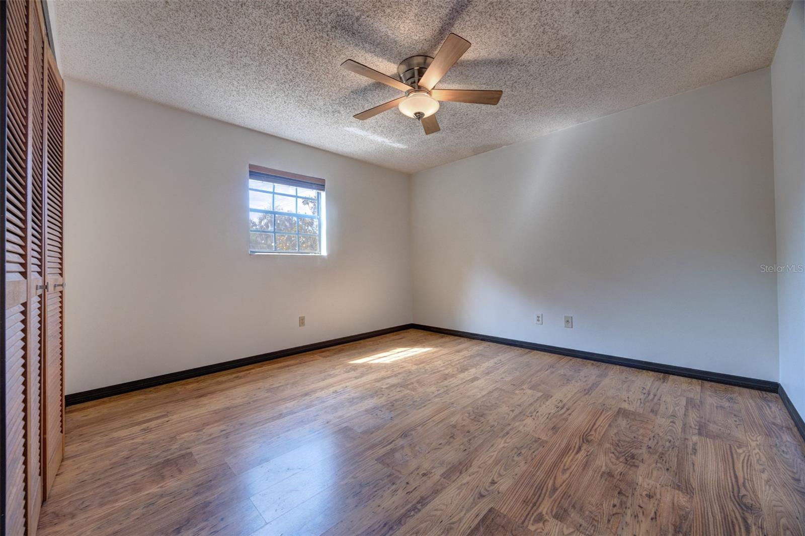 202 SANDSPUR LN, DELAND, FL, 32724