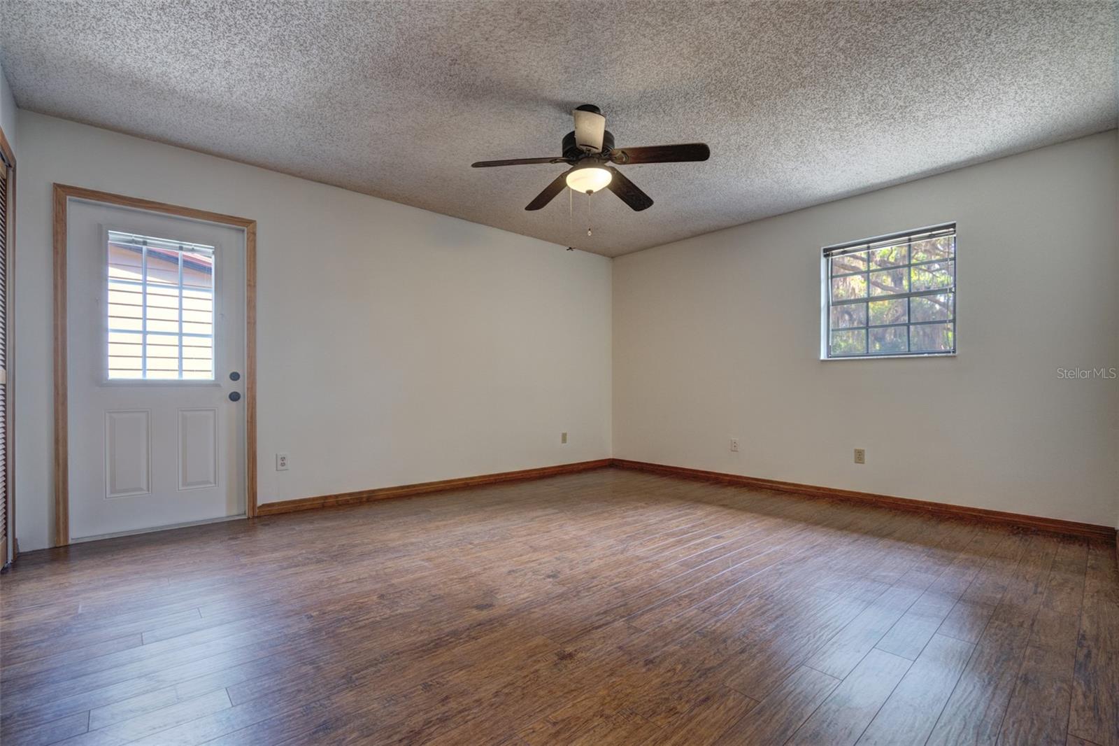 202 SANDSPUR LN, DELAND, FL, 32724