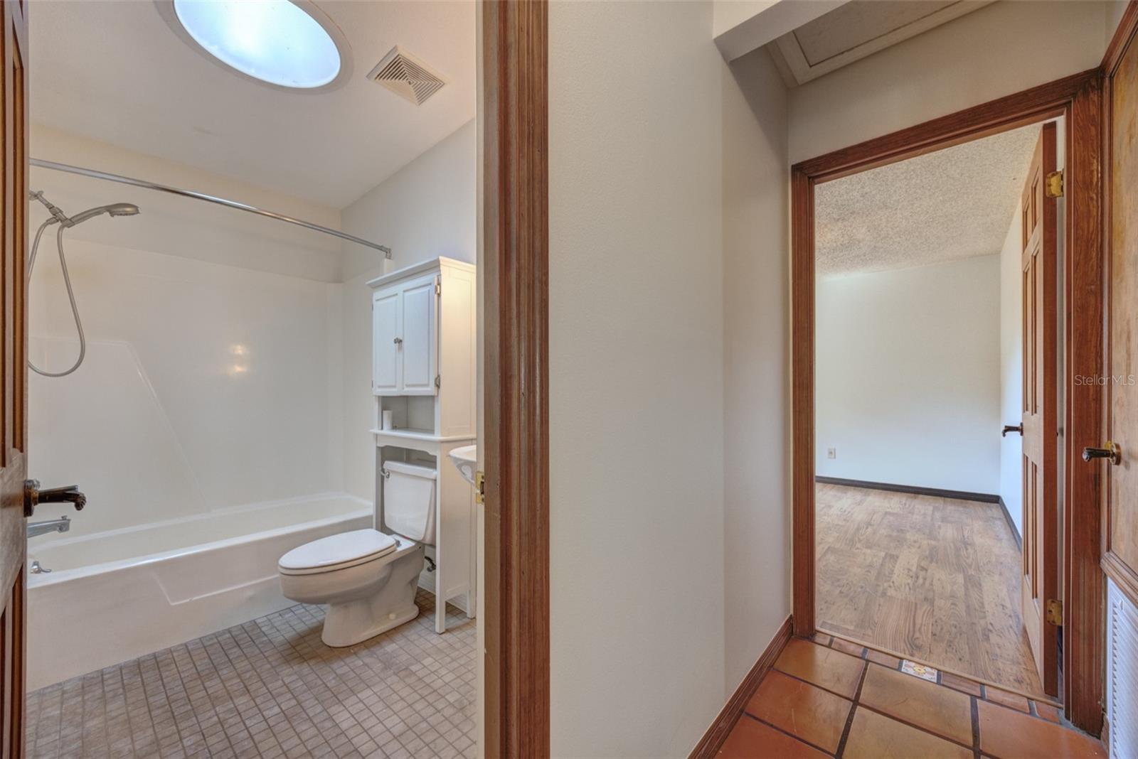 202 SANDSPUR LN, DELAND, FL, 32724