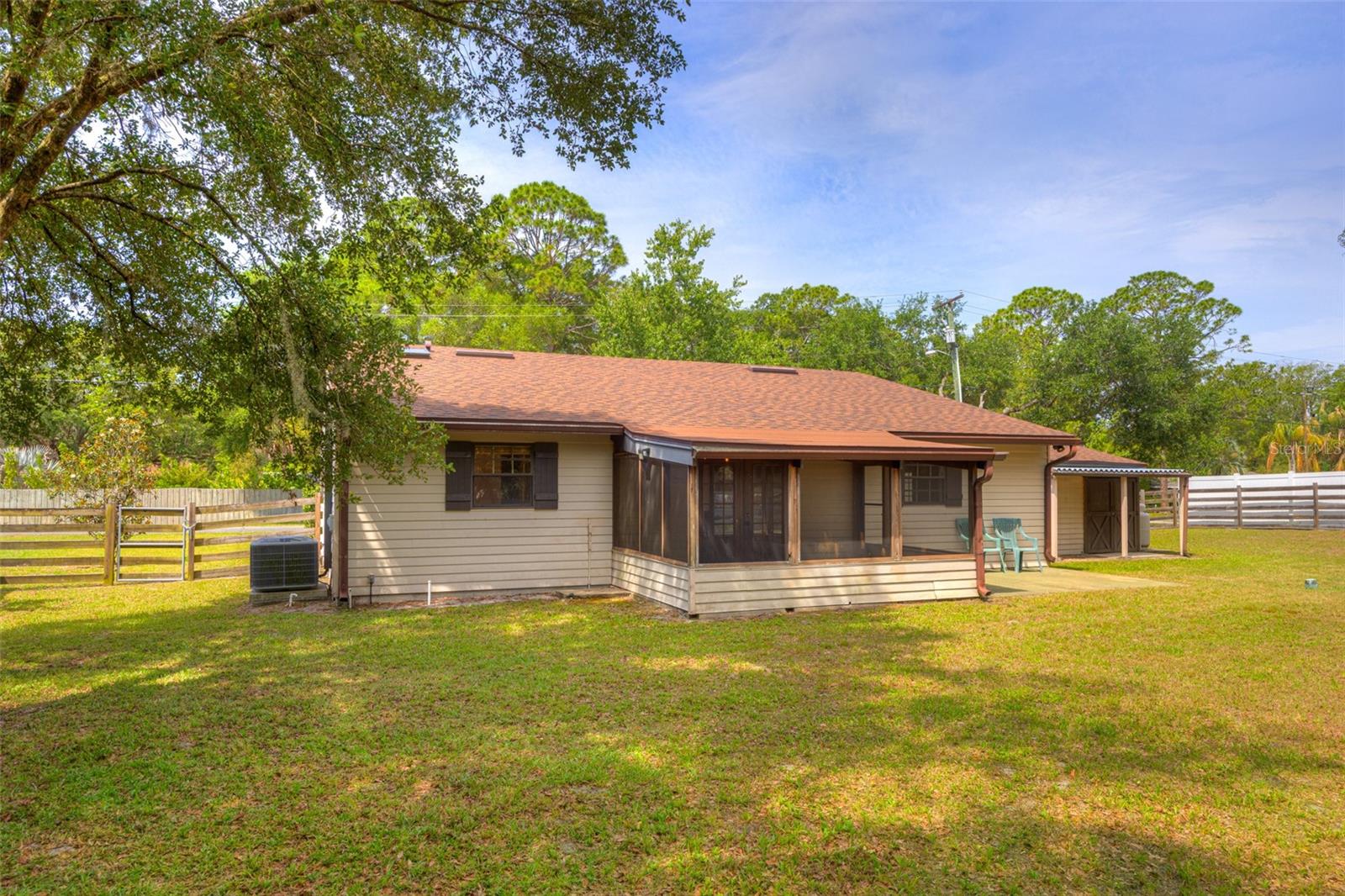 202 SANDSPUR LN, DELAND, FL, 32724
