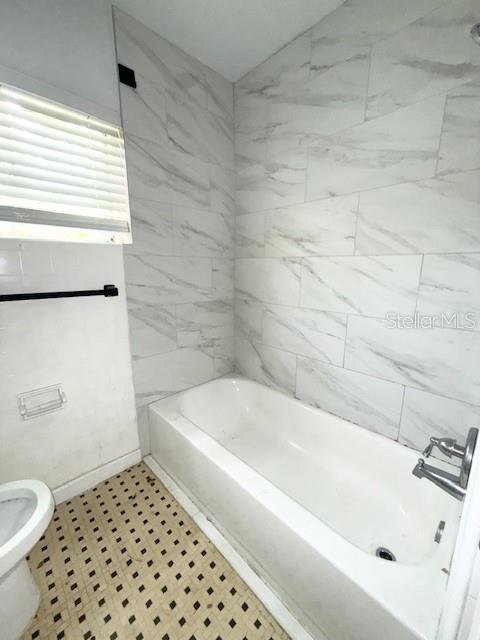 1016 ALBA DR #1016, ORLANDO, FL, 32804