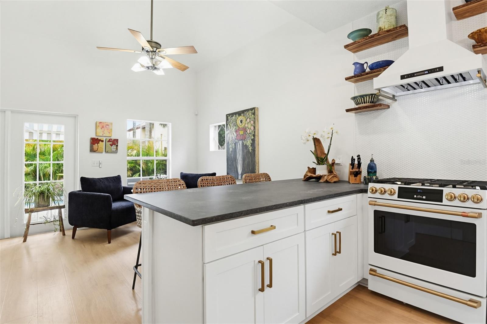 915 MAPLE ST, NEW SMYRNA BEACH, FL, 32169