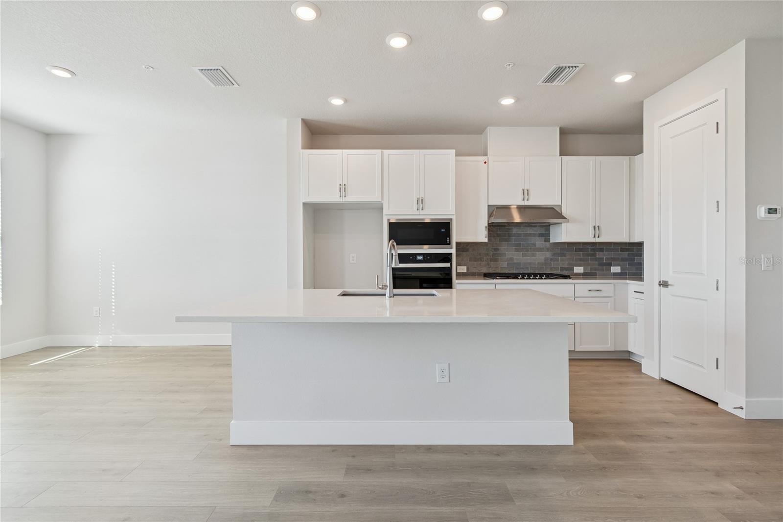 7247 TIDELAND LN, SARASOTA, FL, 34240