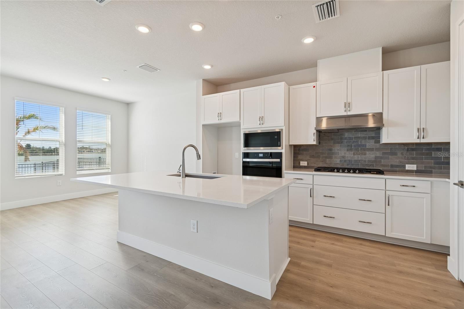 7247 TIDELAND LN, SARASOTA, FL, 34240