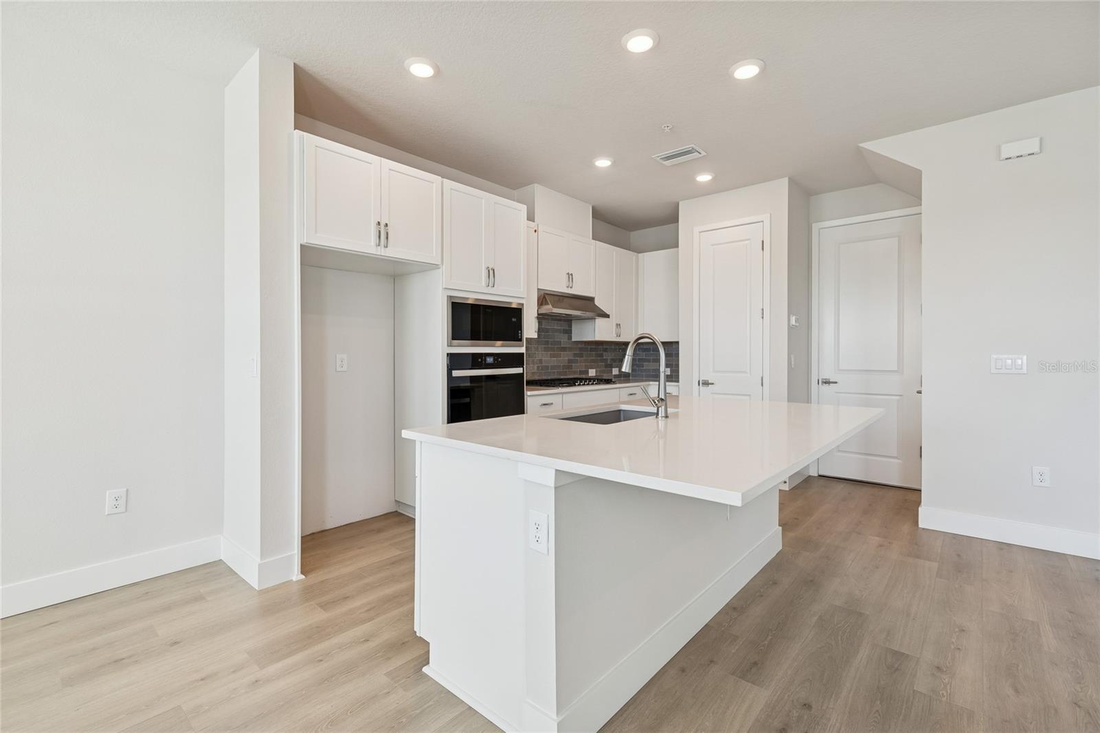 7247 TIDELAND LN, SARASOTA, FL, 34240
