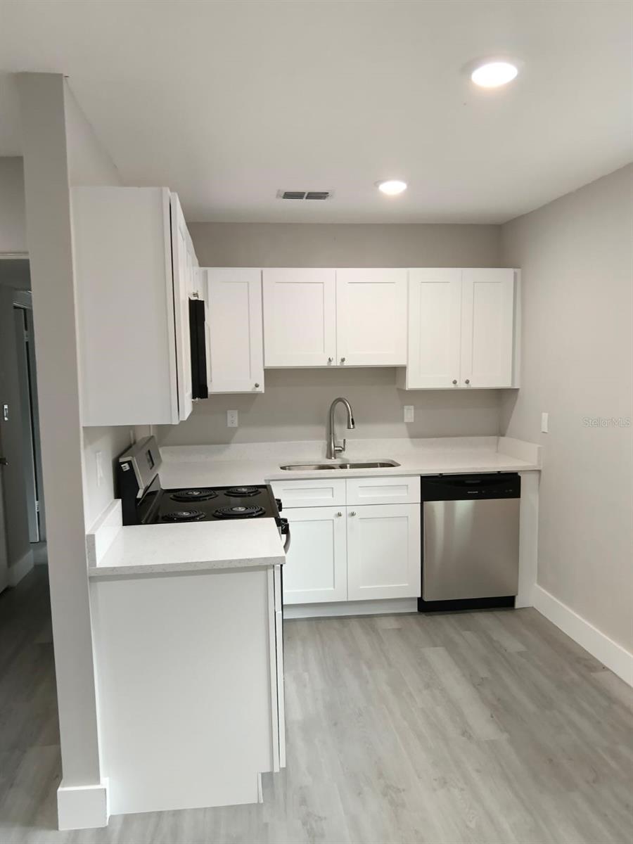 1055 30TH ST NW, WINTER HAVEN, FL, 33881