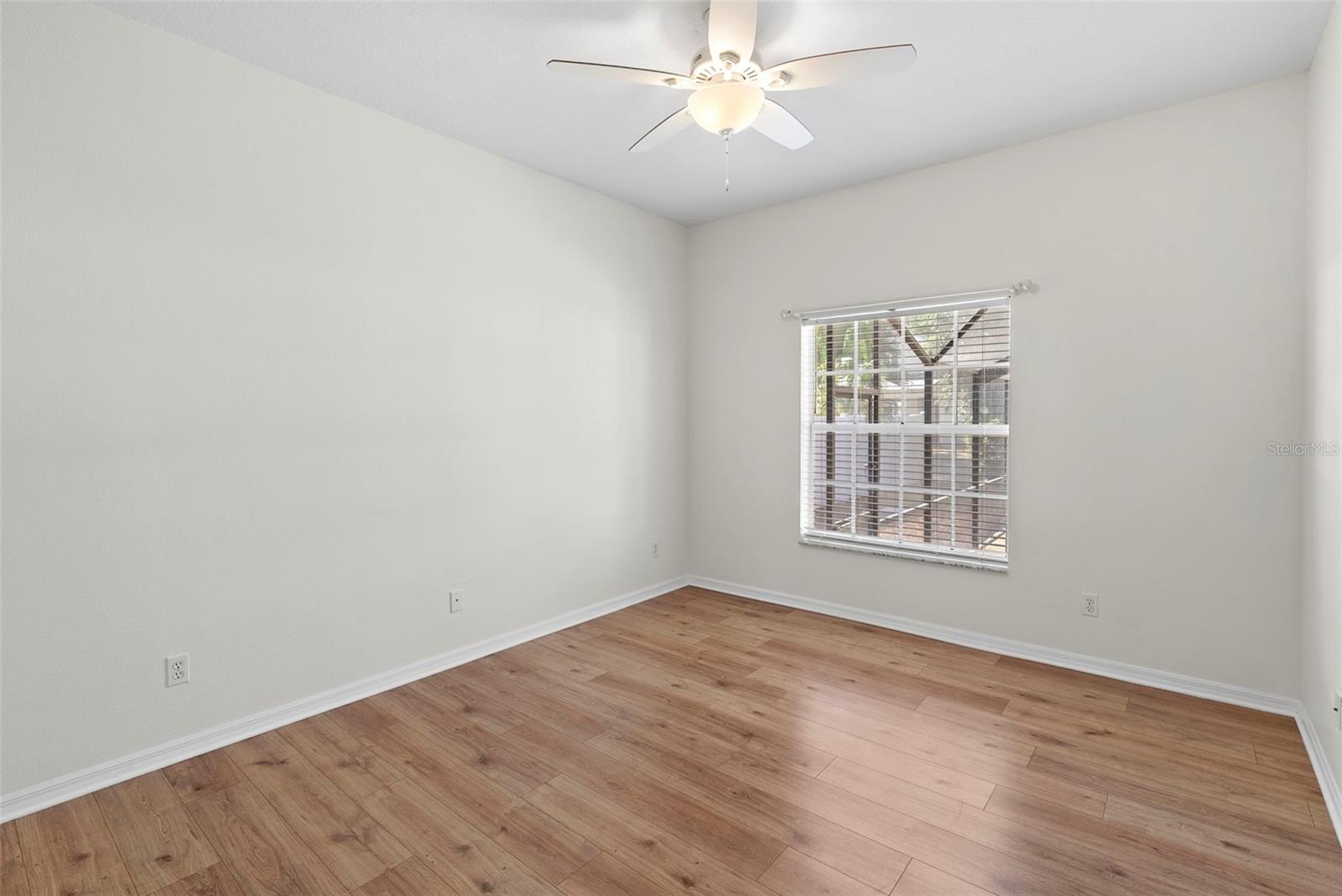350 47TH AVE N, ST PETERSBURG, FL, 33703