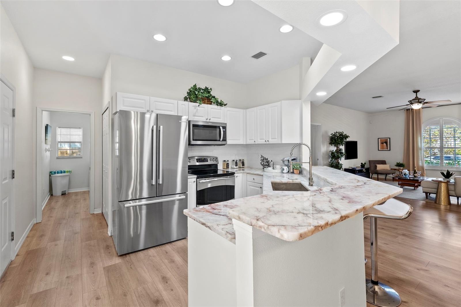 350 47TH AVE N, ST PETERSBURG, FL, 33703