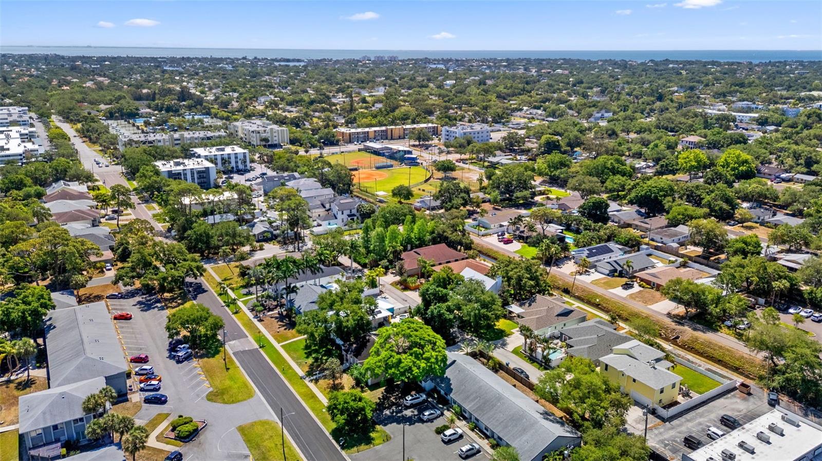 350 47TH AVE N, ST PETERSBURG, FL, 33703