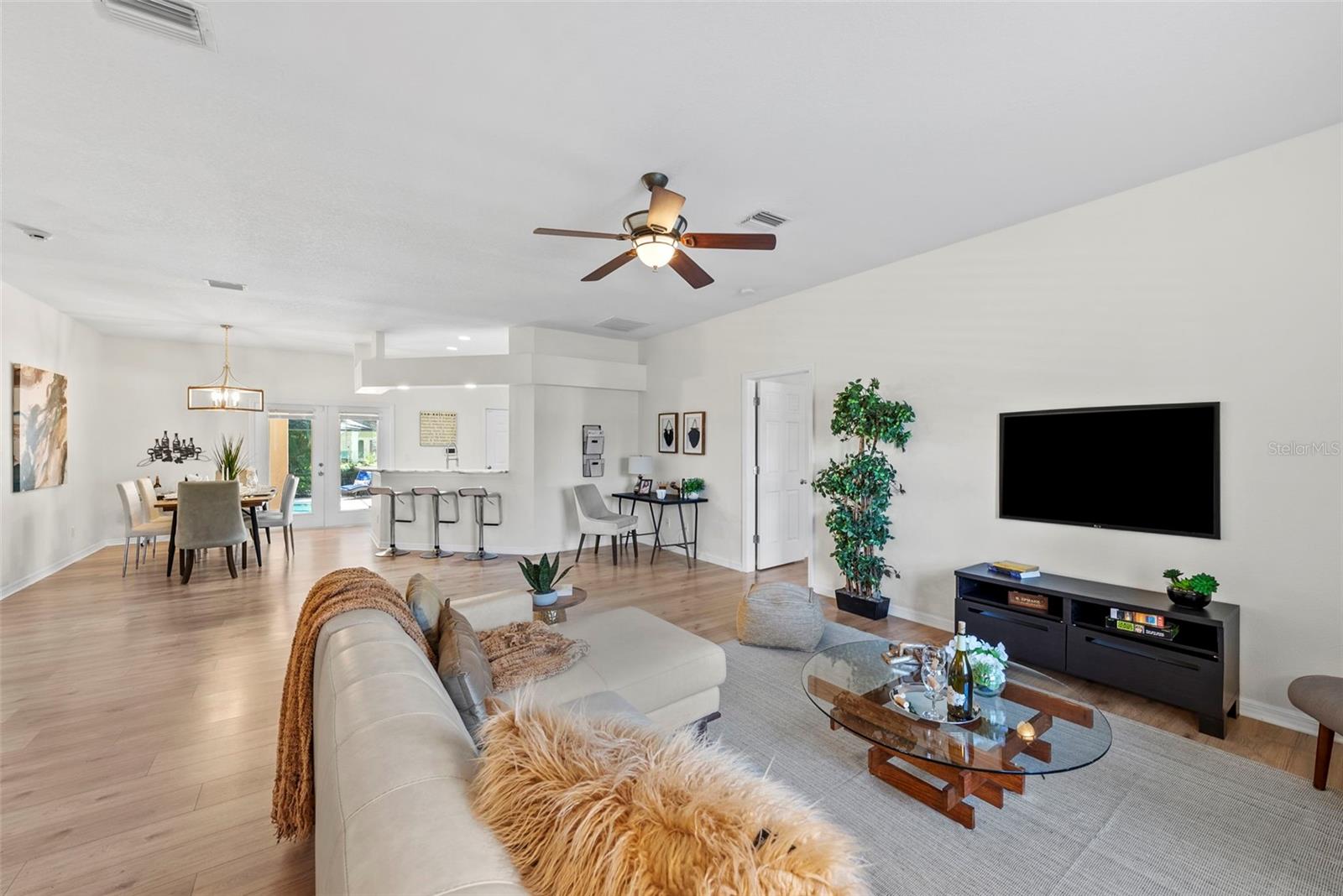 350 47TH AVE N, ST PETERSBURG, FL, 33703