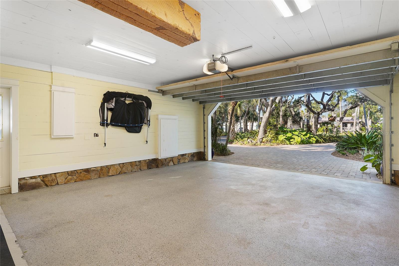 1004 S FLAGLER AVE, FLAGLER BEACH, FL, 32136