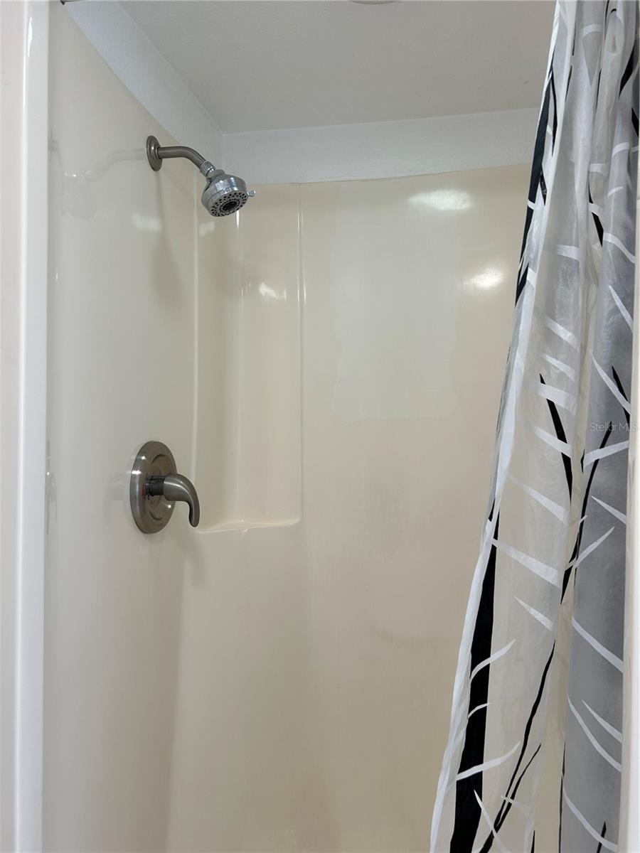 39029 KIRKLAND DR, ZEPHYRHILLS, FL, 33542