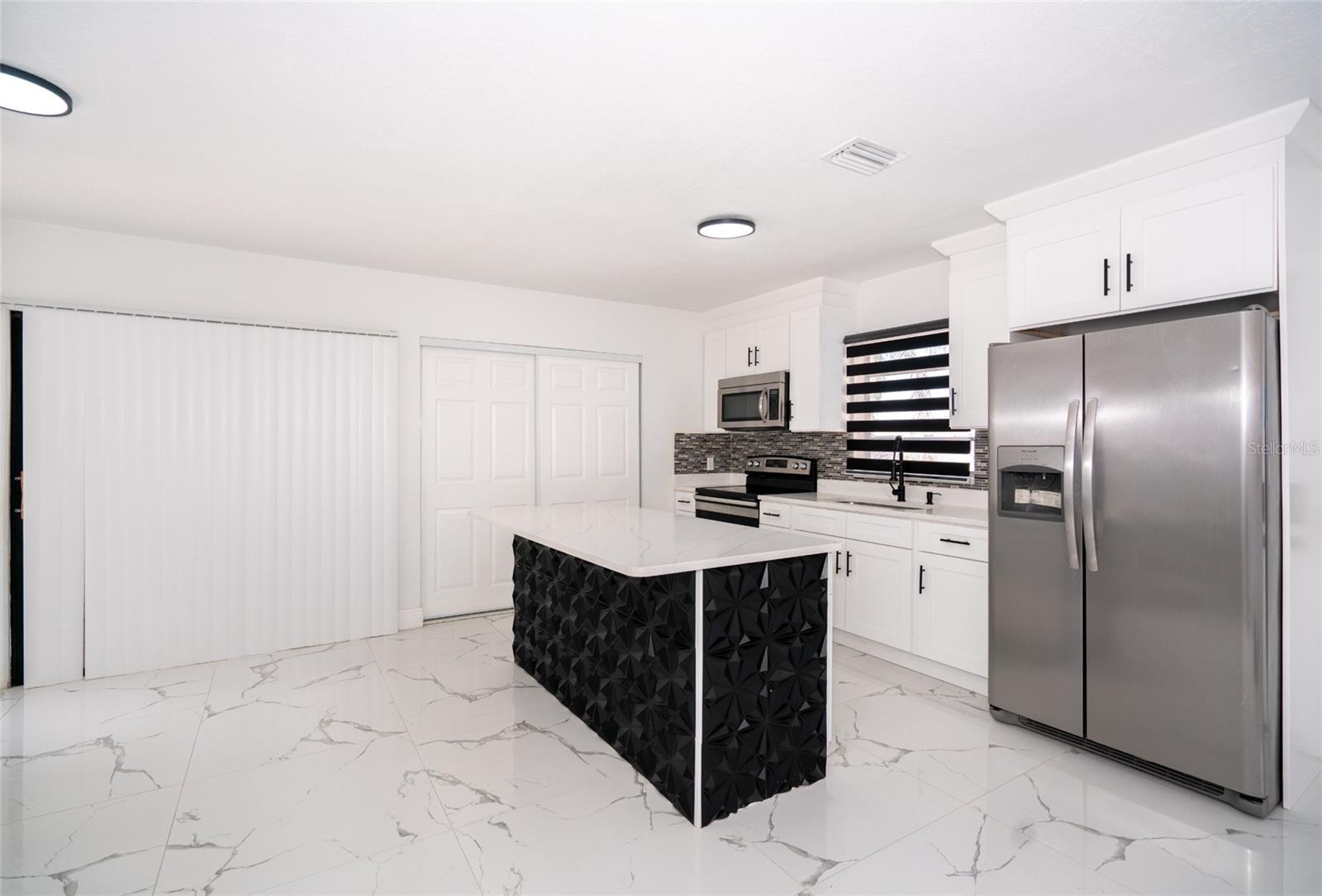 6403 AMUNDSON ST, TAMPA, FL, 33634