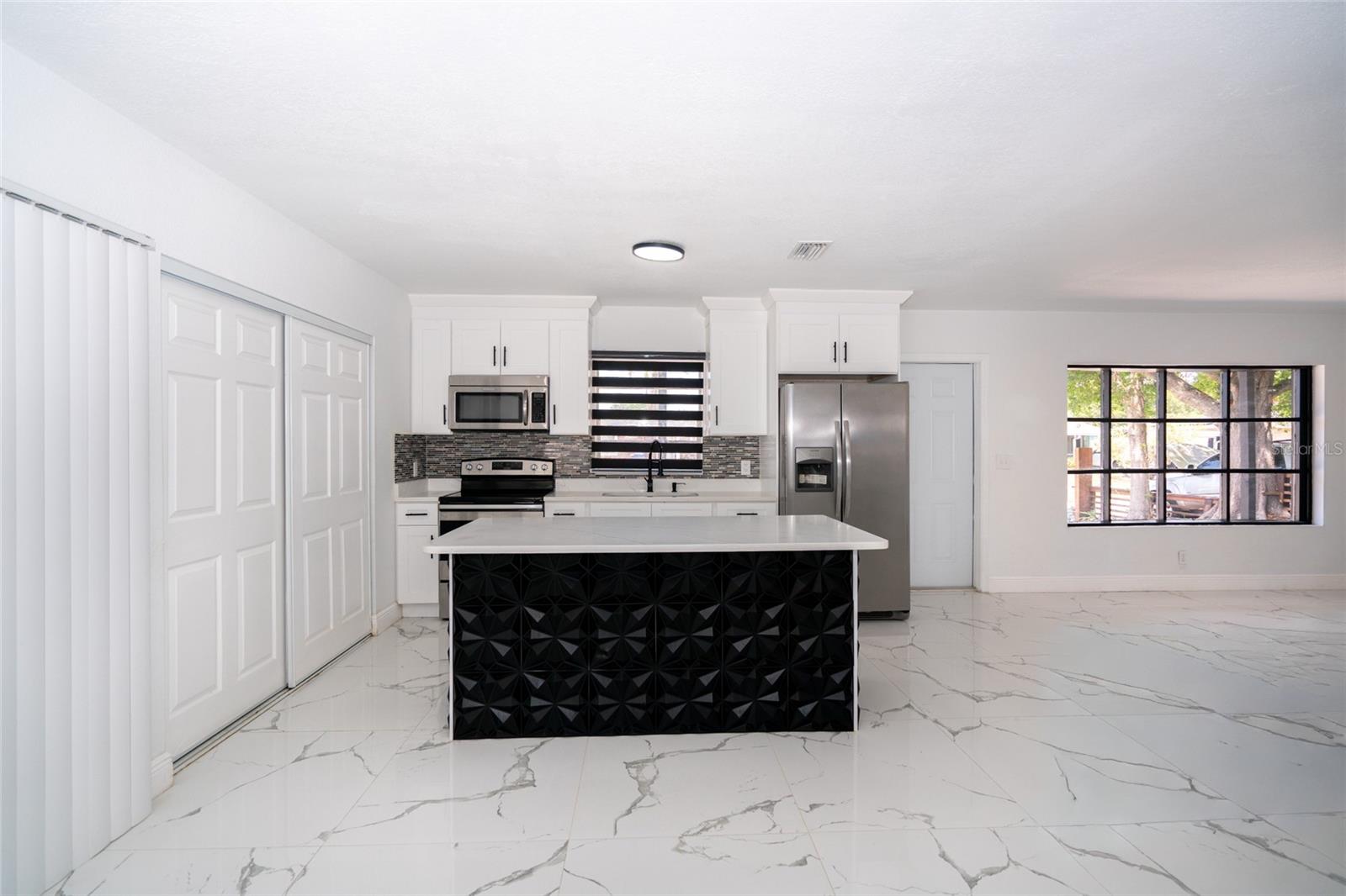 6403 AMUNDSON ST, TAMPA, FL, 33634