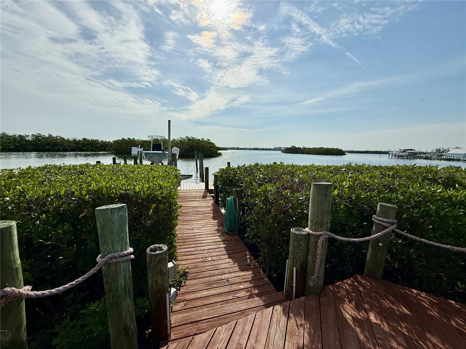 1257 TREE BAY LN, SARASOTA, FL, 34242