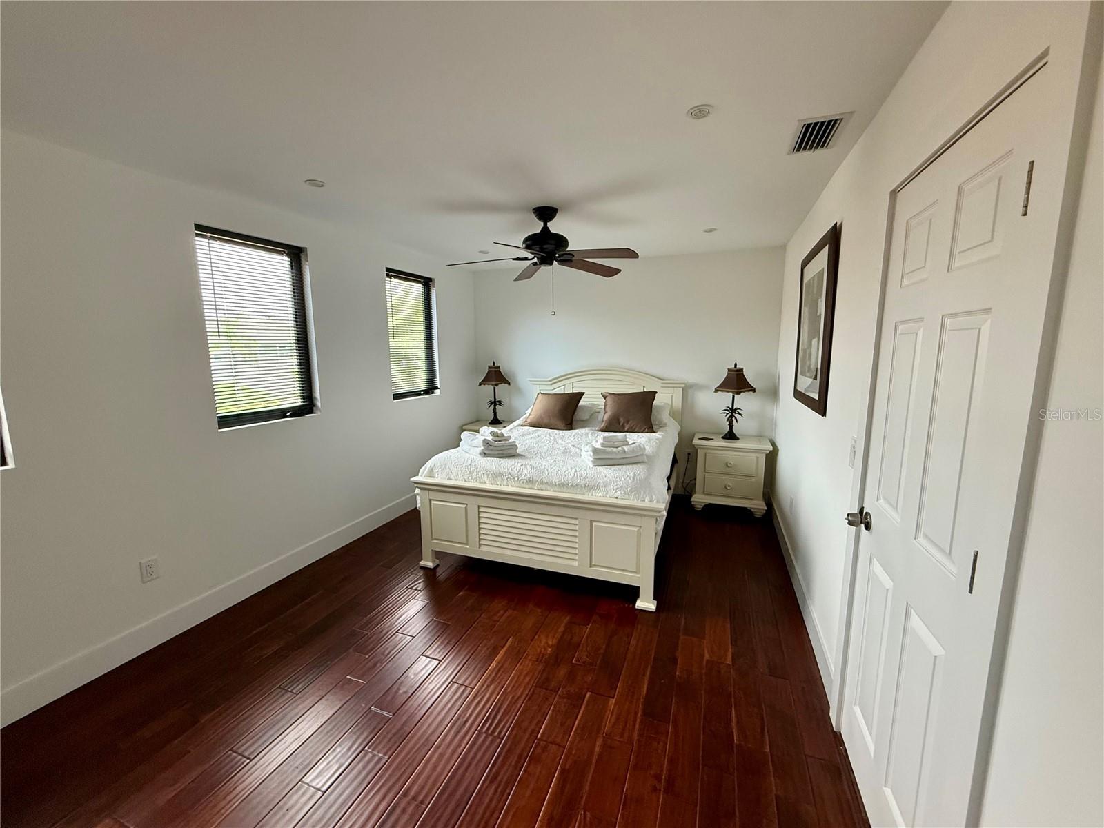 1257 TREE BAY LN, SARASOTA, FL, 34242