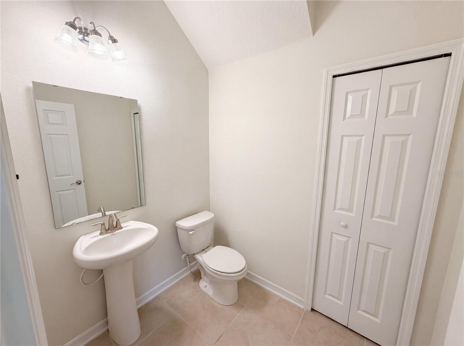 1811 HENLEY ST, MAGNOLIA SQUARE, FL, 34771