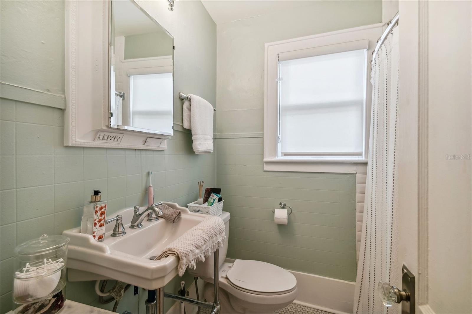 2111 W SOUTHVIEW AVE #D, TAMPA, FL, 33606