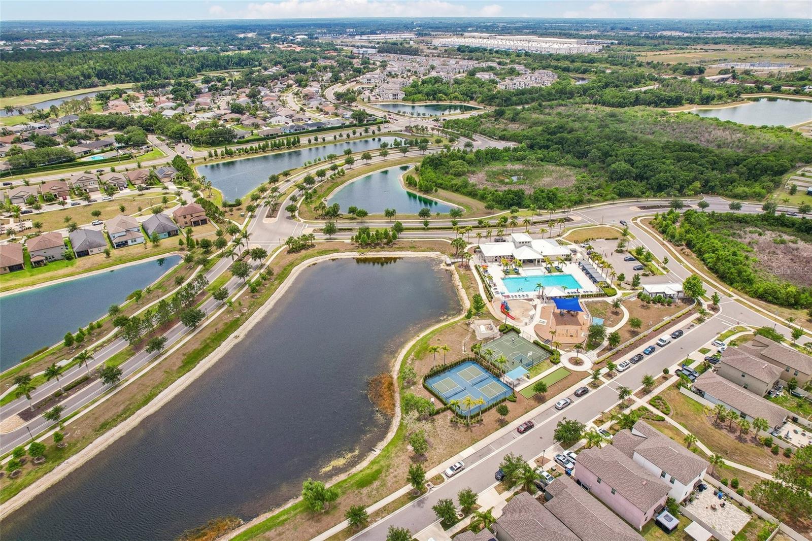 15608 MILLER CREEK DR, SUN CITY CENTER, FL, 33573