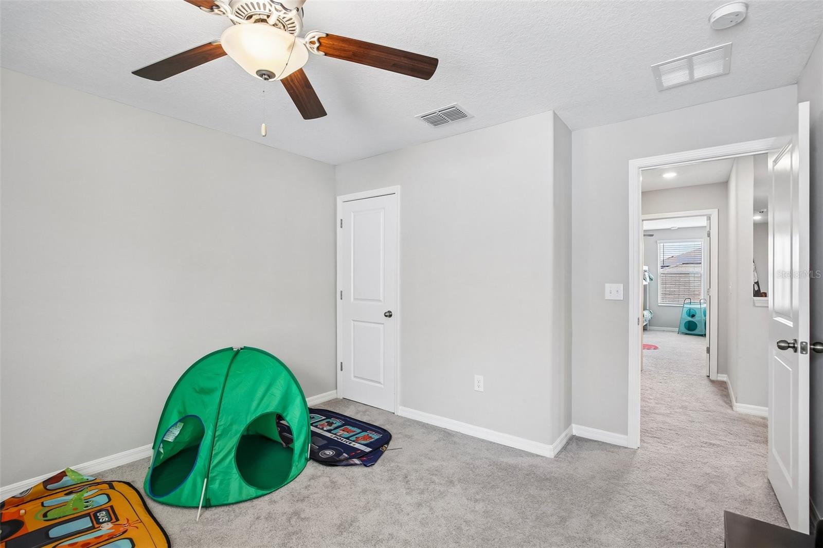 15608 MILLER CREEK DR, SUN CITY CENTER, FL, 33573