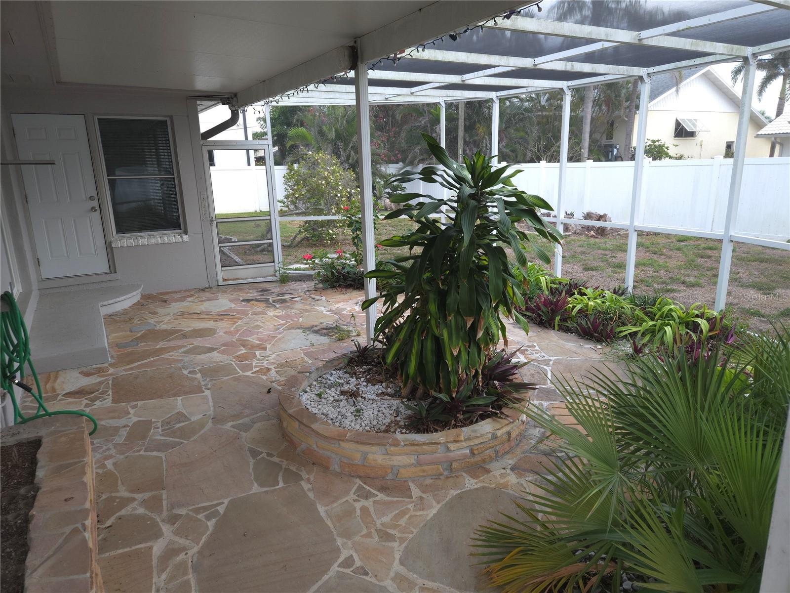 106 15TH ST, BELLEAIR BEACH, FL, 33786