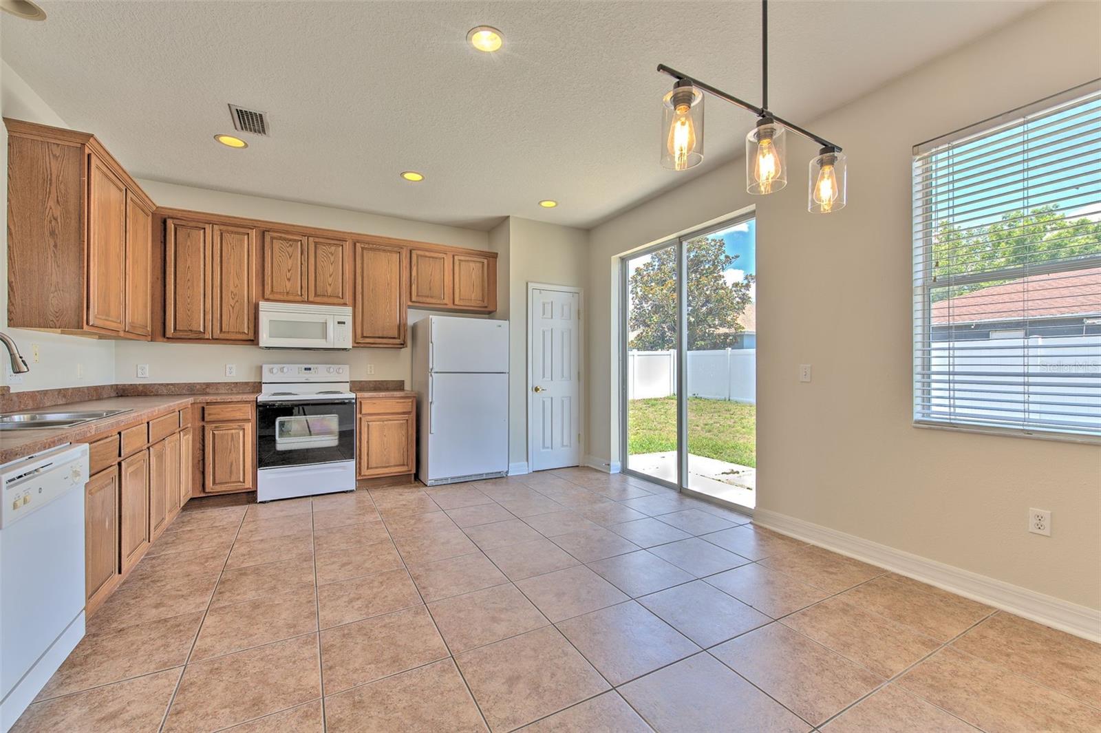 11136 RUNNING PINE DR, RIVERVIEW, FL, 33569