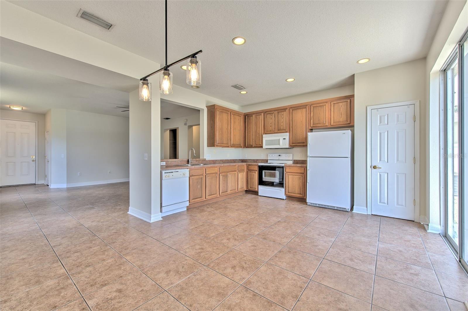 11136 RUNNING PINE DR, RIVERVIEW, FL, 33569
