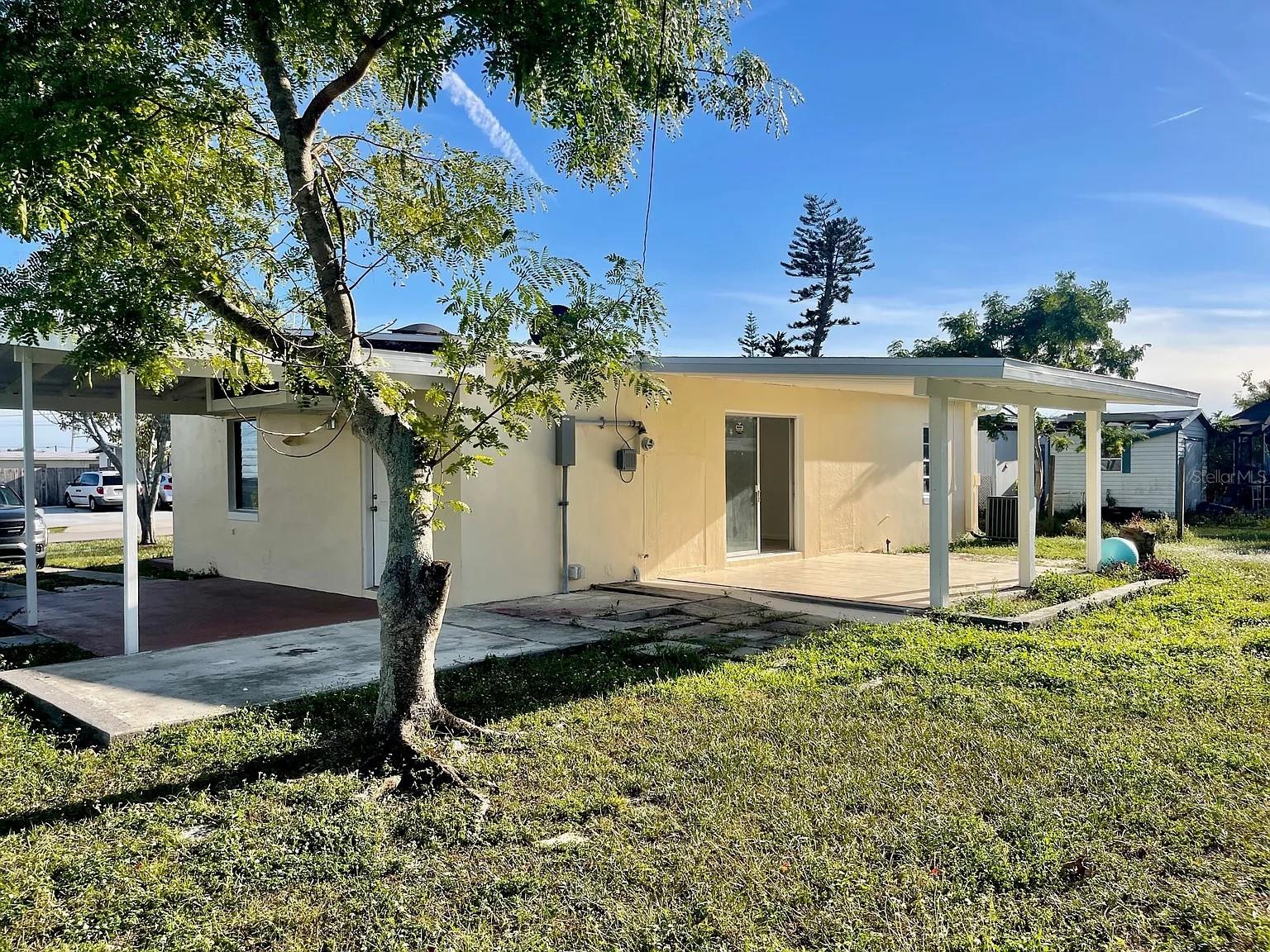 22086 BEVERLY AVE, PORT CHARLOTTE, FL, 33952