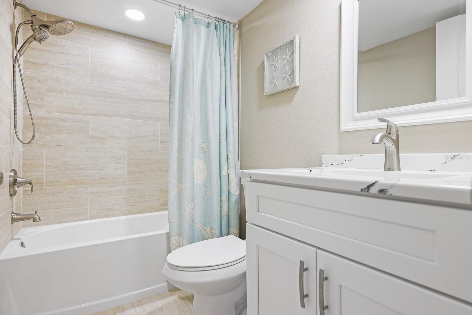 821 BAHIA DEL SOL DR #B, RUSKIN, FL, 33570