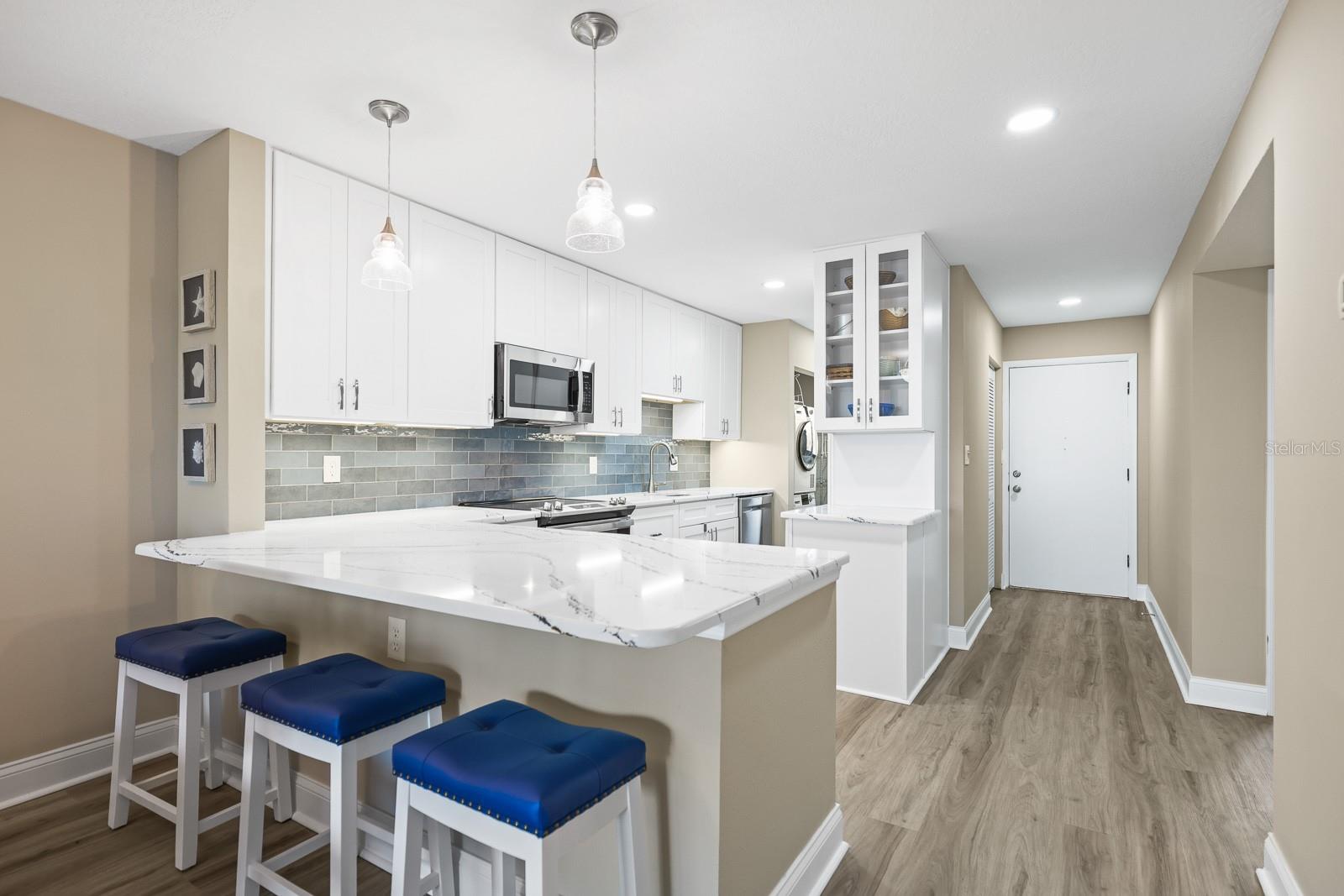 821 BAHIA DEL SOL DR #B, RUSKIN, FL, 33570