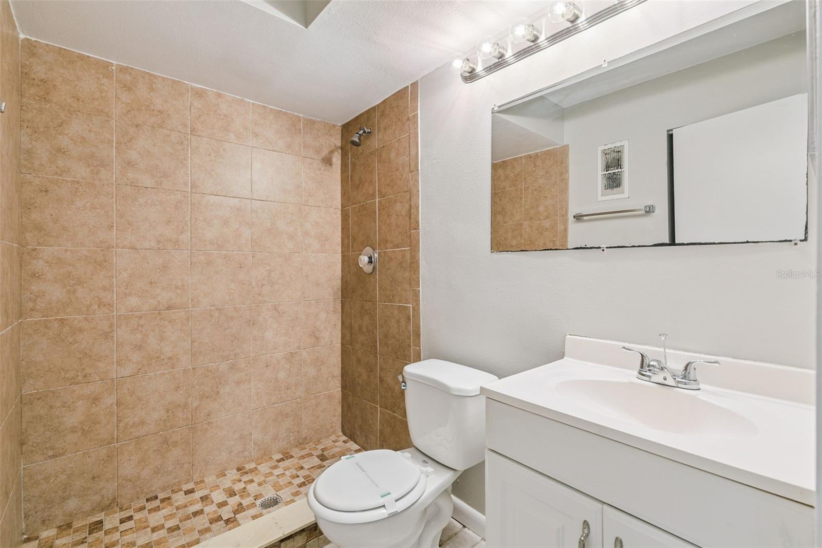 4836 MARKS TER #394, ORLANDO, FL, 32811